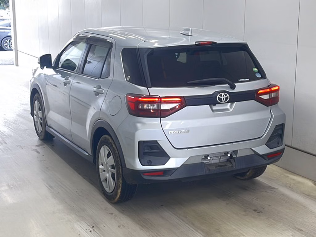 TOYOTA RAIZE