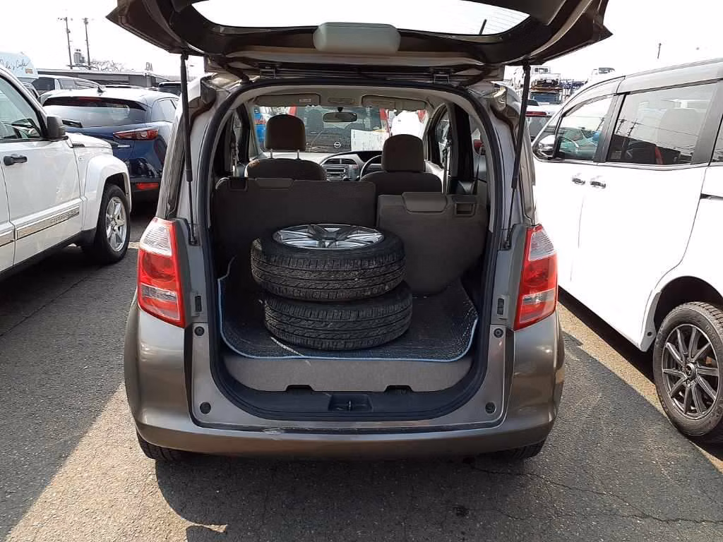 TOYOTA RACTIS