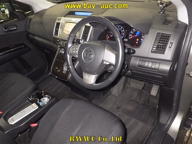 MAZDA MPV