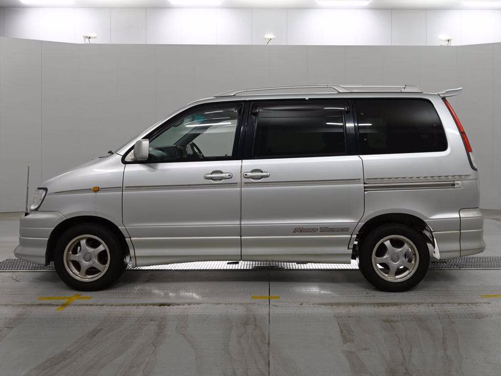 TOYOTA LITE ACE NOAH