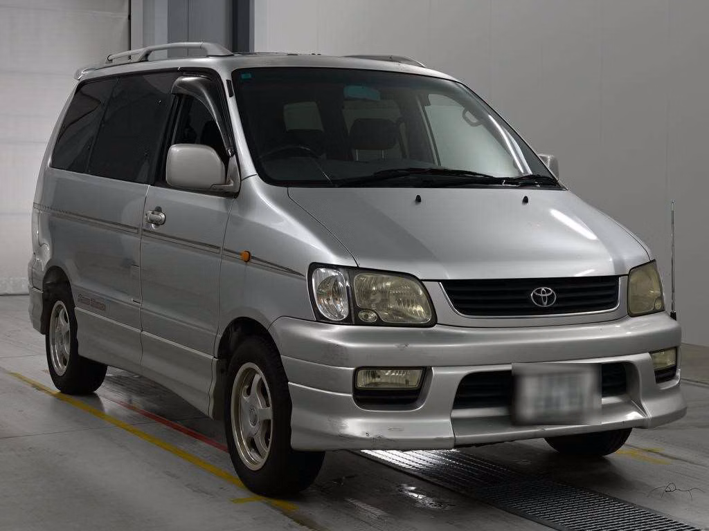 TOYOTA LITE ACE NOAH
