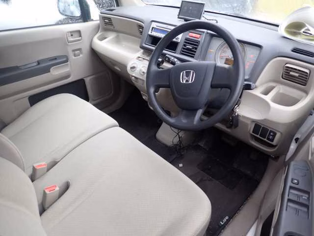 HONDA LIFE