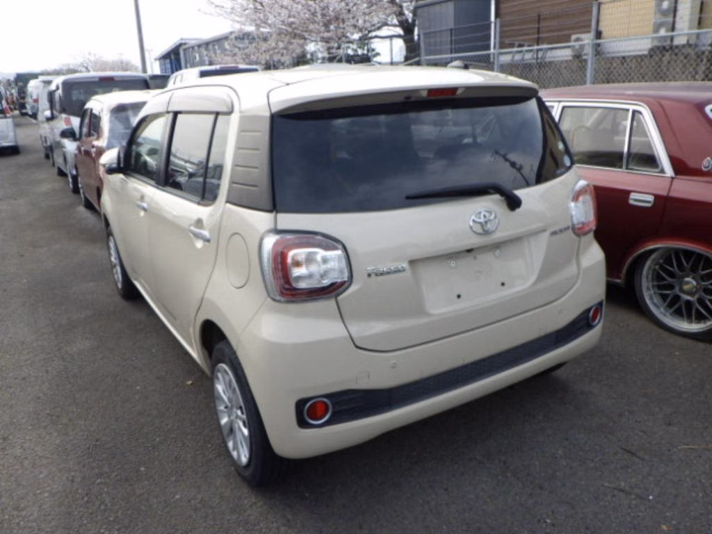 TOYOTA PASSO