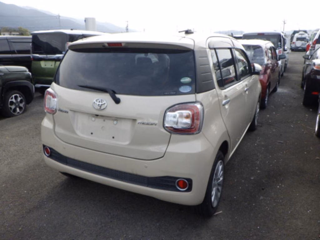 TOYOTA PASSO