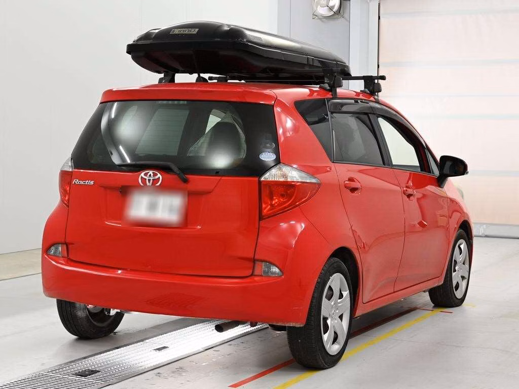 TOYOTA RACTIS