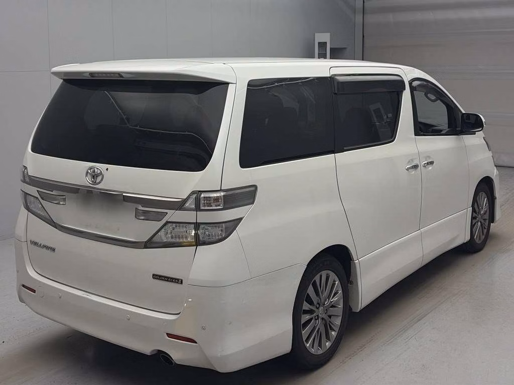 TOYOTA VELLFIRE