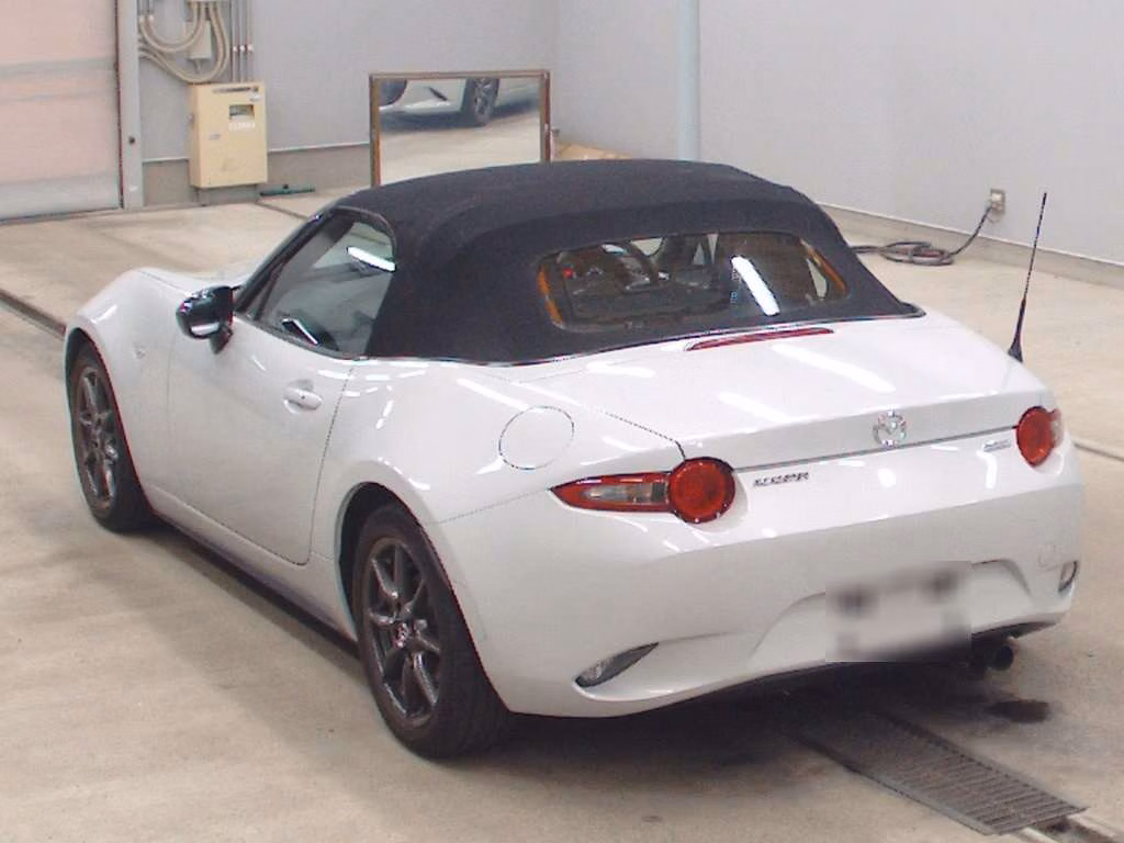 MAZDA MX-5