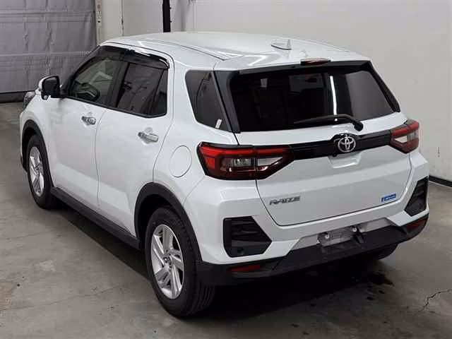 TOYOTA RAIZE