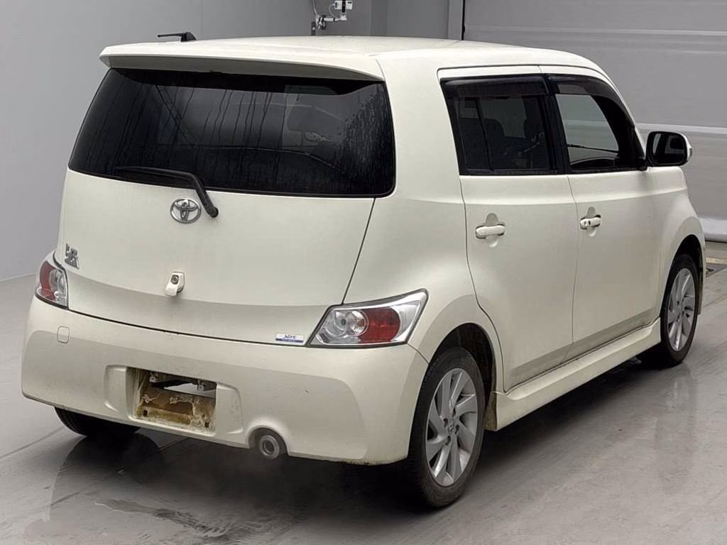 TOYOTA BB