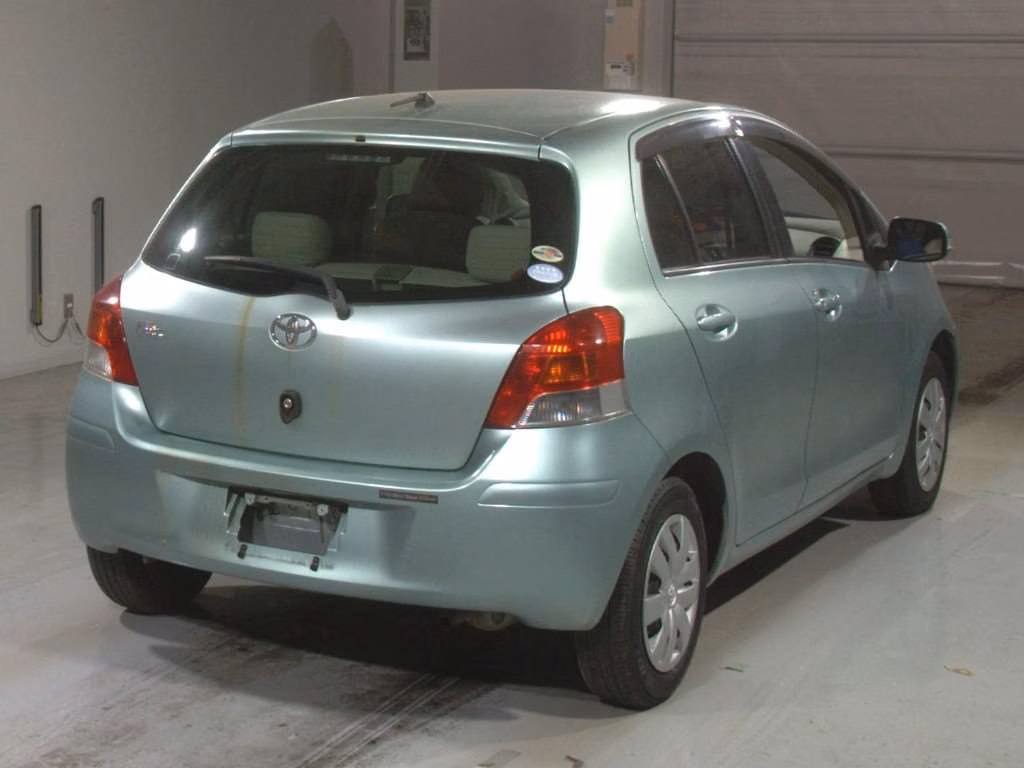TOYOTA VITZ