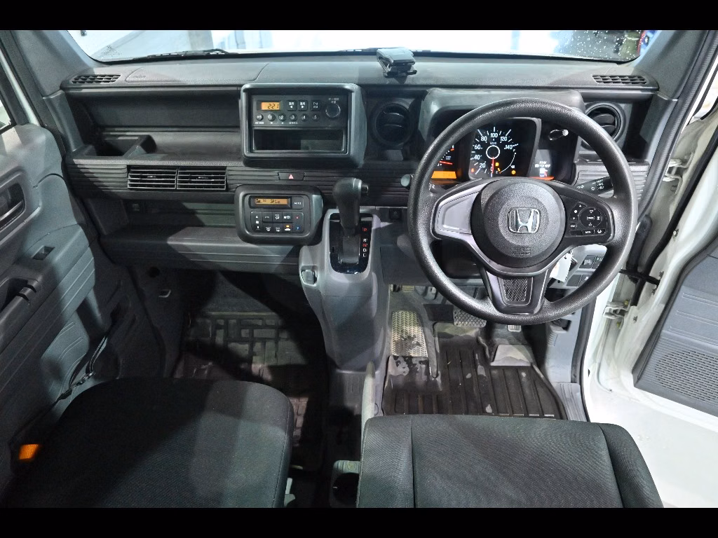 HONDA N-VAN