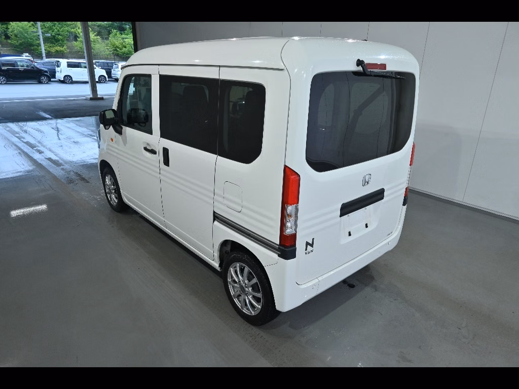 HONDA N-VAN