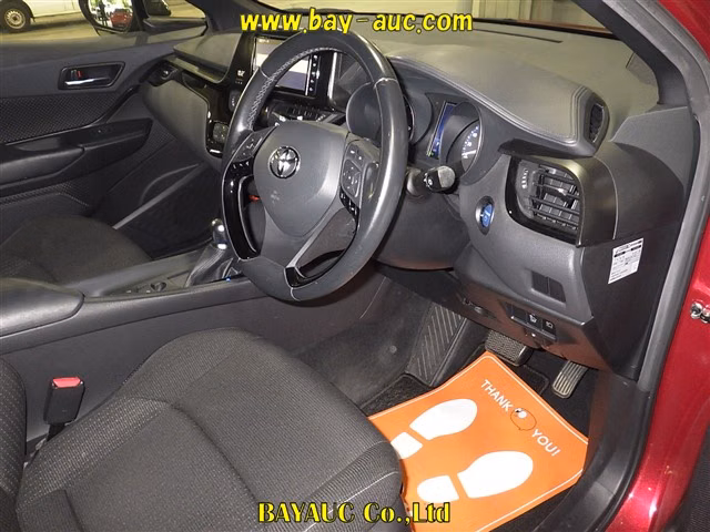 TOYOTA C-HR