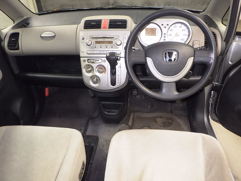 HONDA LIFE