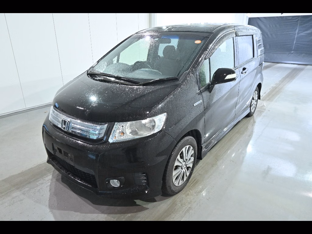 HONDA FREED SPIKE