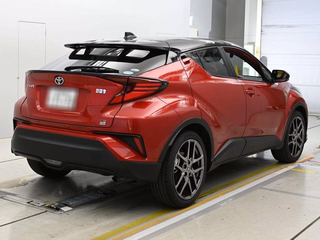 TOYOTA C-HR