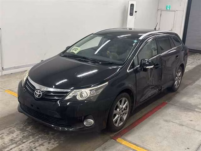 TOYOTA AVENSIS
