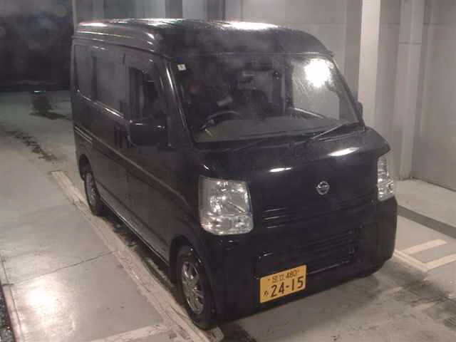 NISSAN NV100 CLIPPER