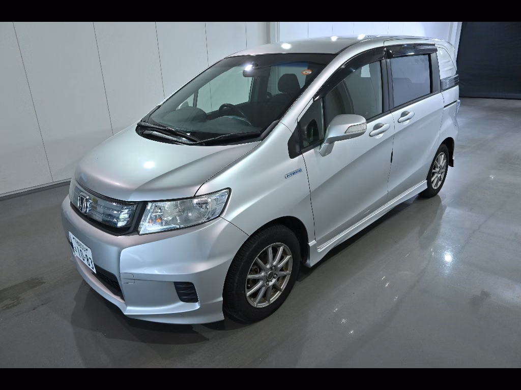 HONDA FREED SPIKE