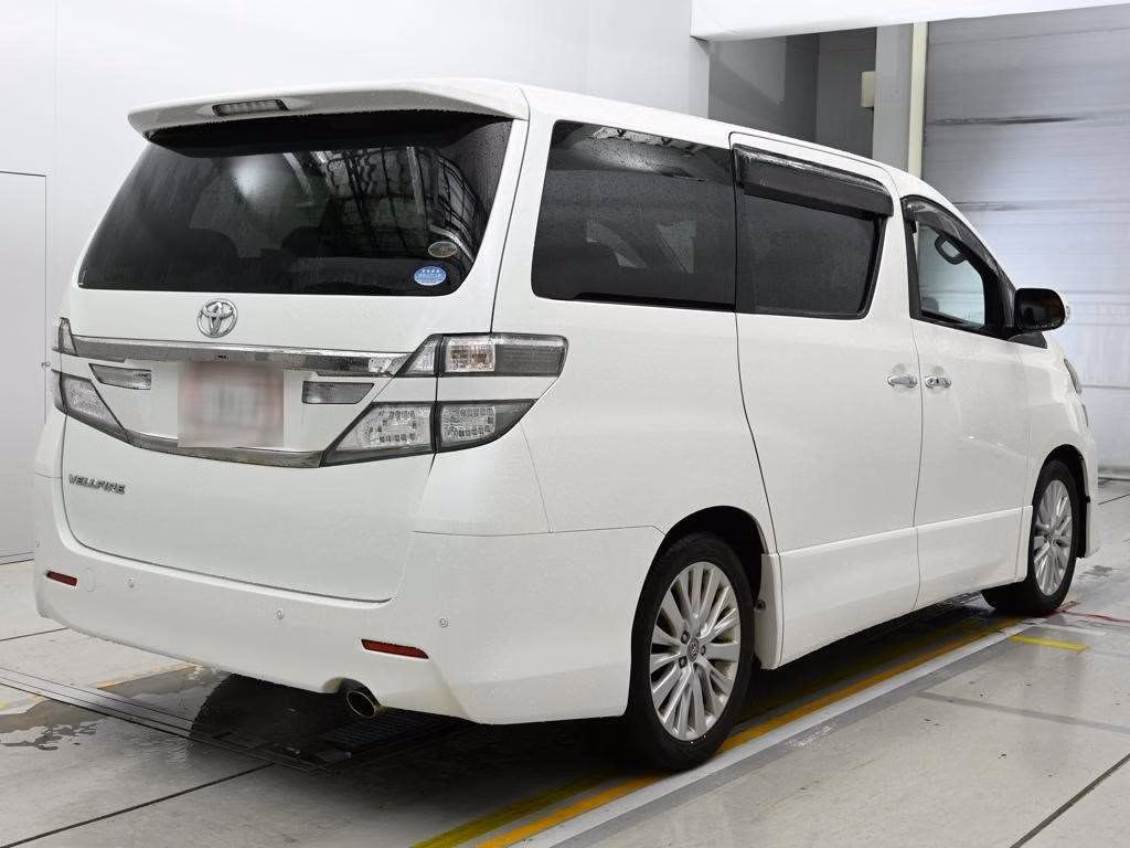 TOYOTA VELLFIRE