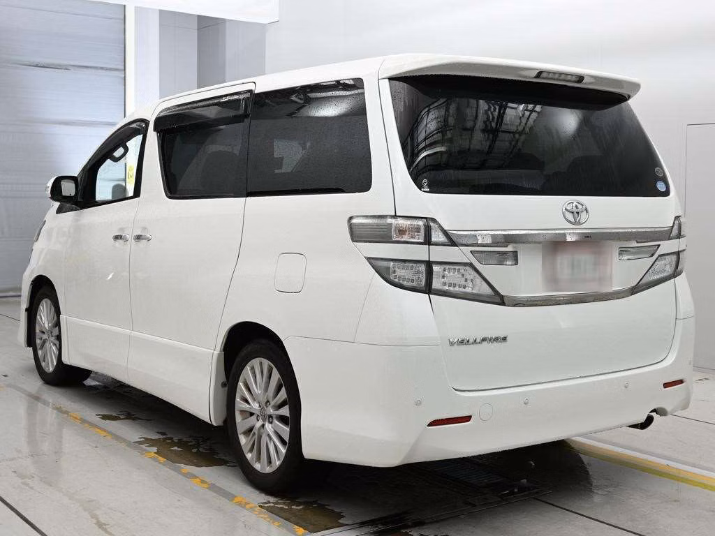 TOYOTA VELLFIRE