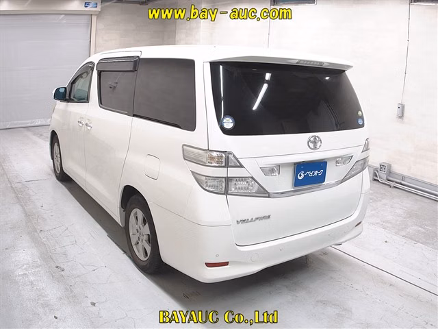 TOYOTA VELLFIRE