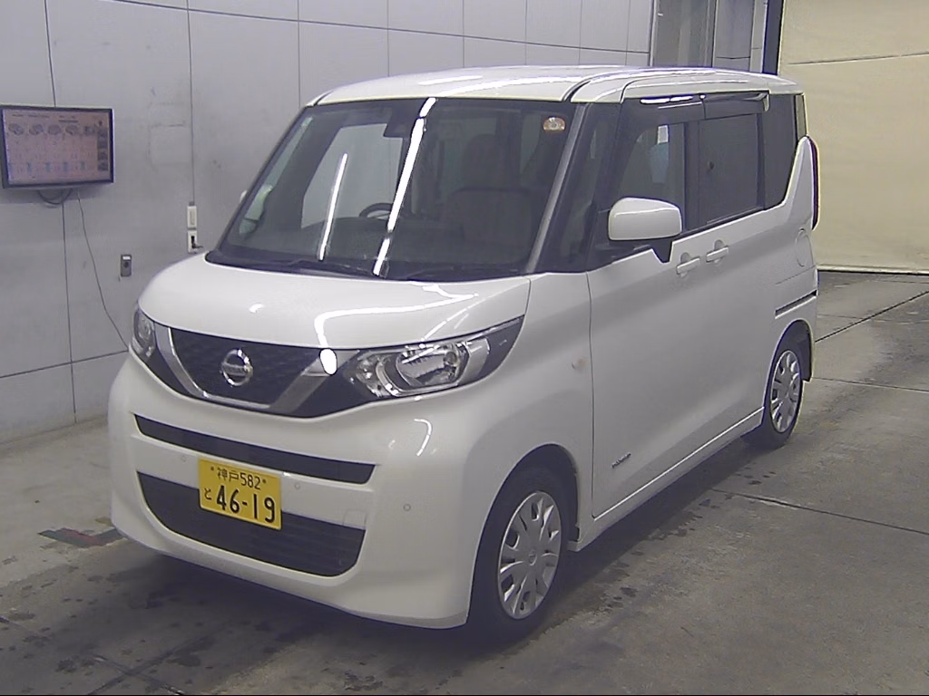 NISSAN ROOX