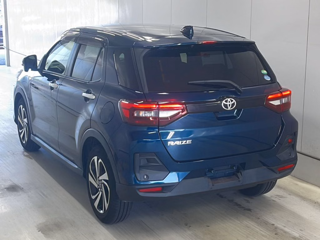 TOYOTA RAIZE