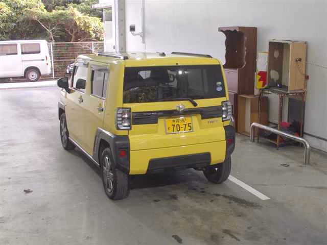 DAIHATSU TAFT