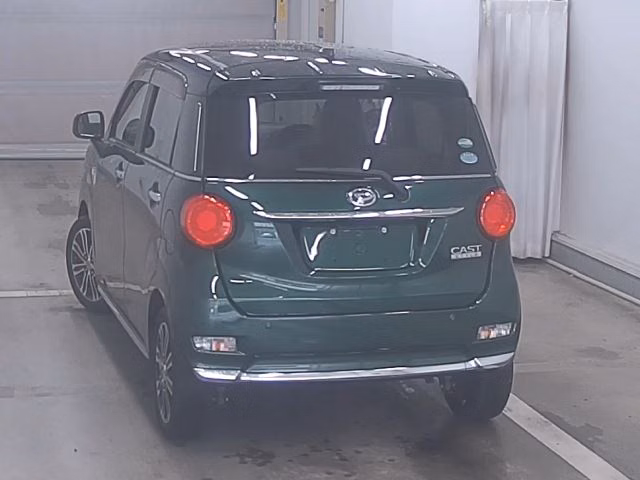 DAIHATSU CAST