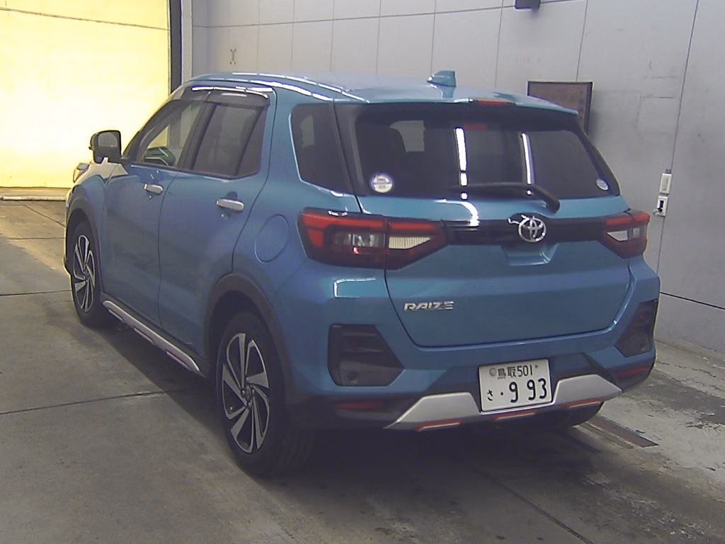 TOYOTA RAIZE