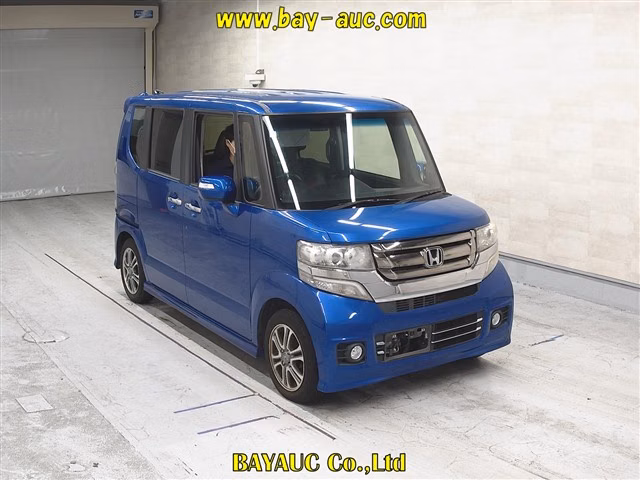 HONDA N-BOX