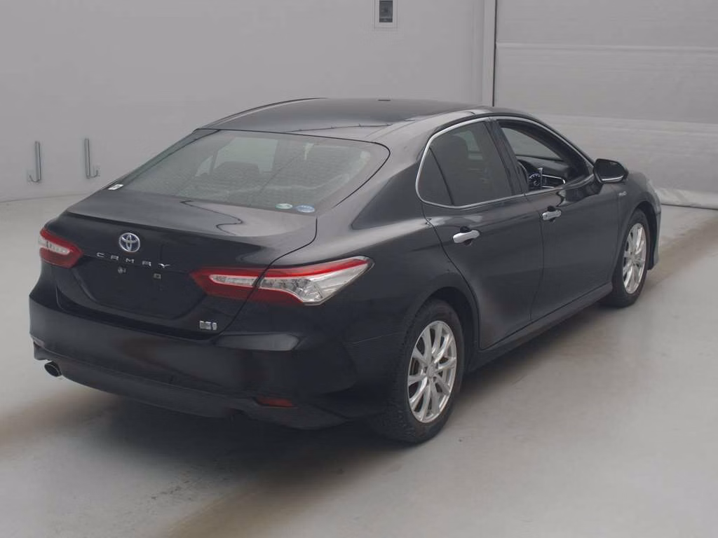 TOYOTA CAMRY