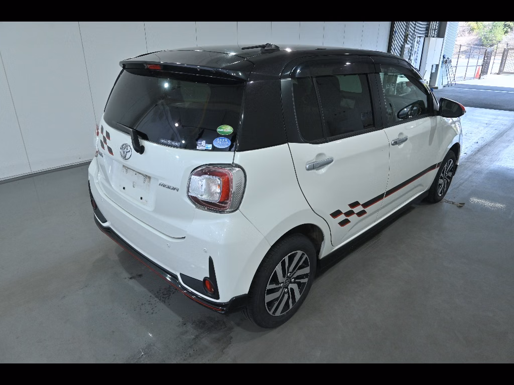 TOYOTA PASSO