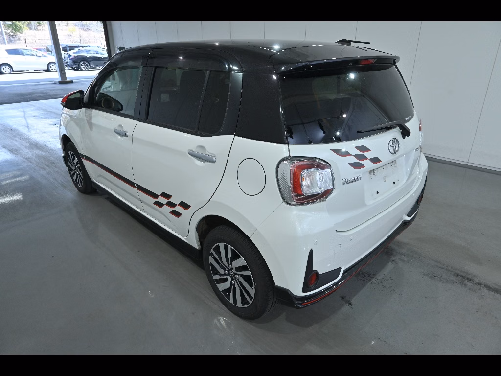 TOYOTA PASSO