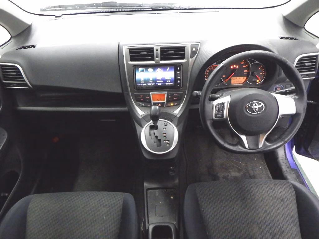 TOYOTA RACTIS
