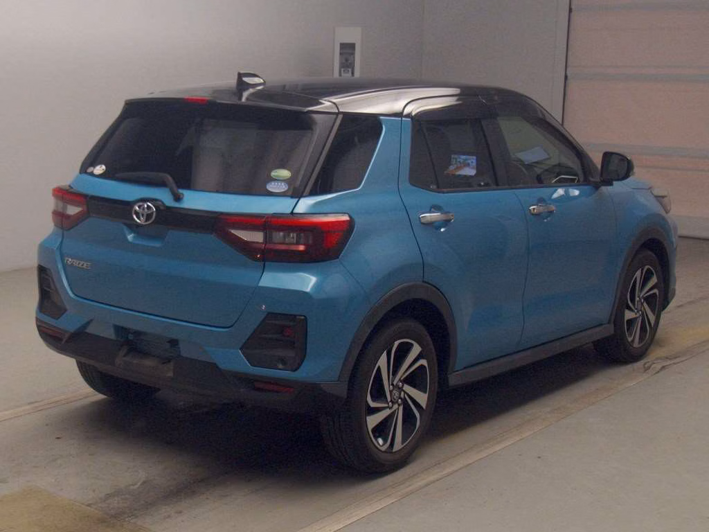 TOYOTA RAIZE