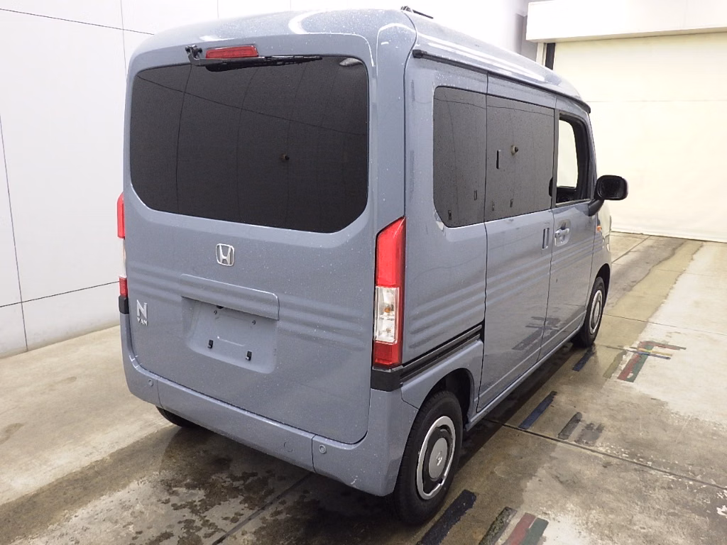 HONDA N-VAN