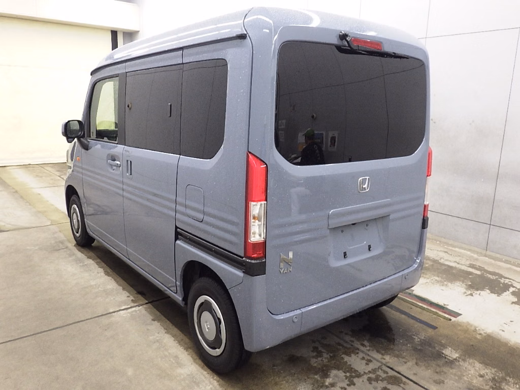 HONDA N-VAN