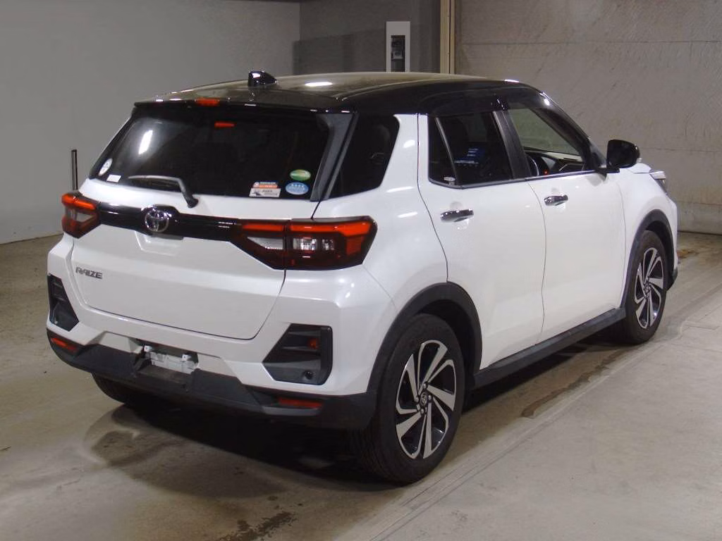 TOYOTA RAIZE