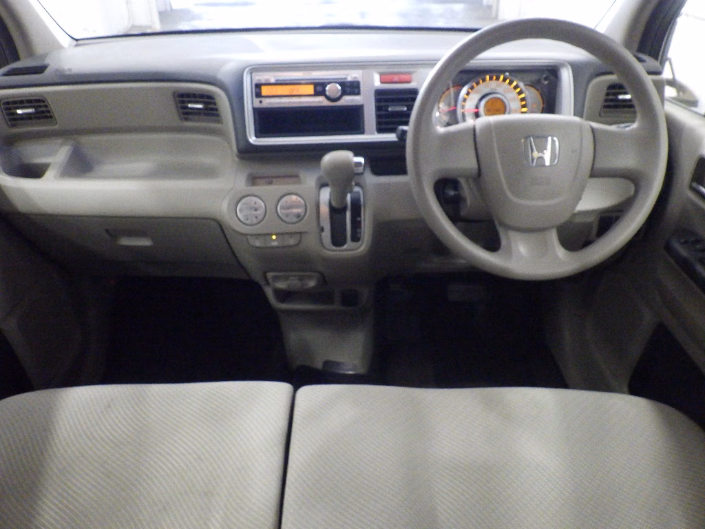 HONDA LIFE