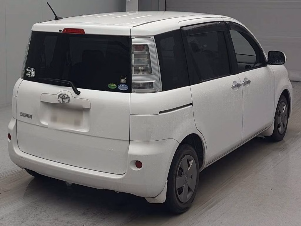 TOYOTA SIENTA