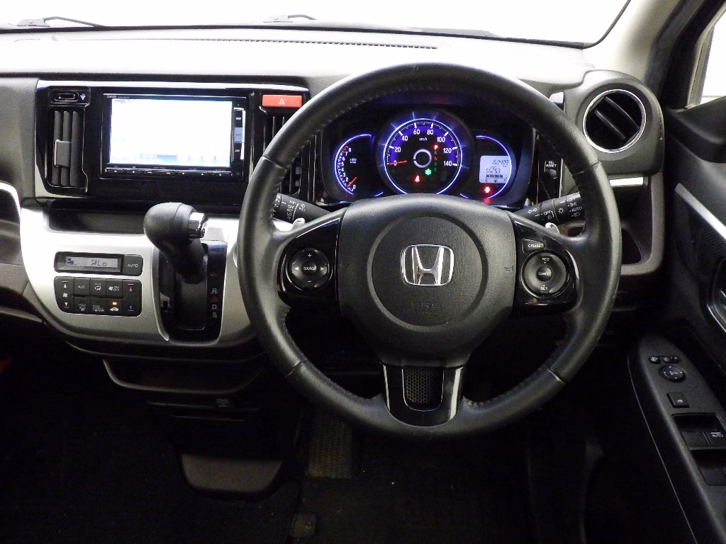 HONDA N-WGN