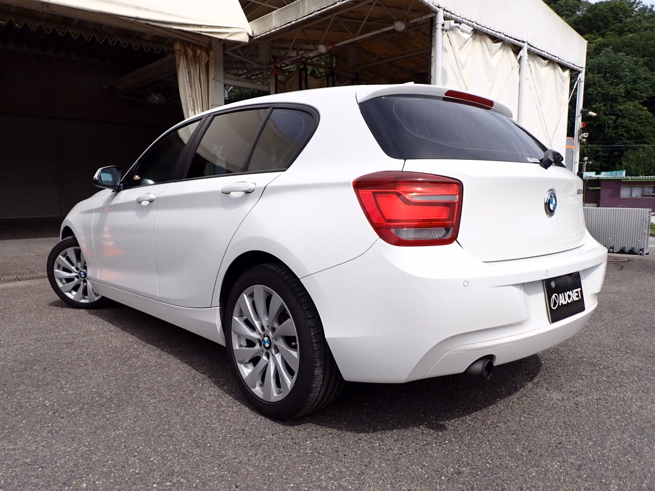 BMW 1-SERIES