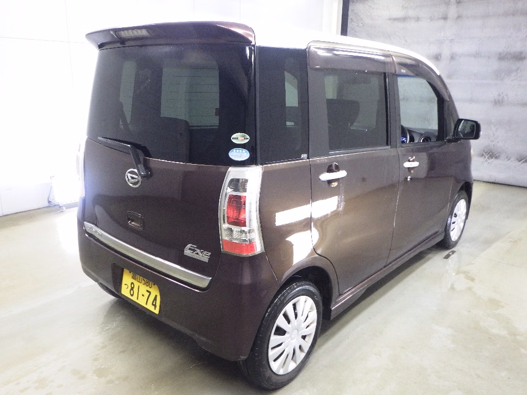 DAIHATSU TANTO EXE