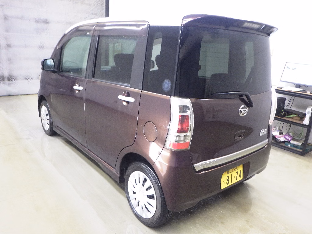 DAIHATSU TANTO EXE