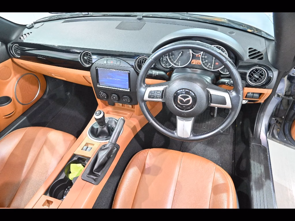 MAZDA ROADSTER
