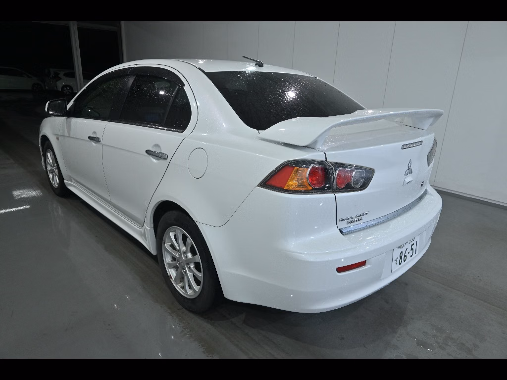 MITSUBISHI GALANT FORTIS