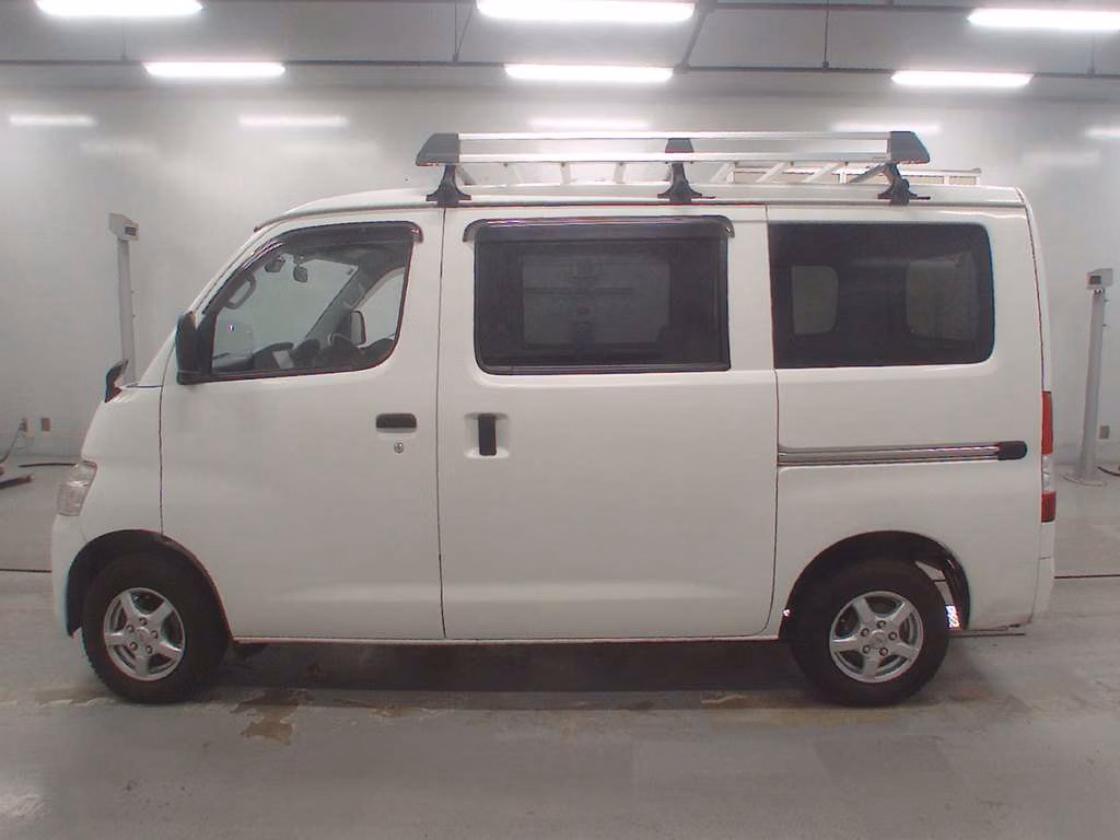 TOYOTA LITE ACE