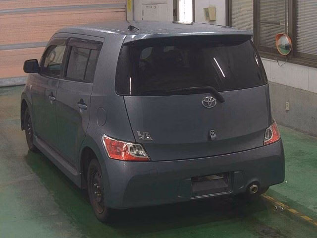 TOYOTA BB
